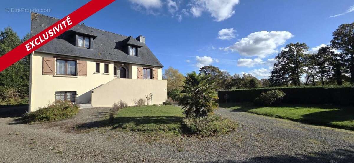 Maison à BAGUER-MORVAN