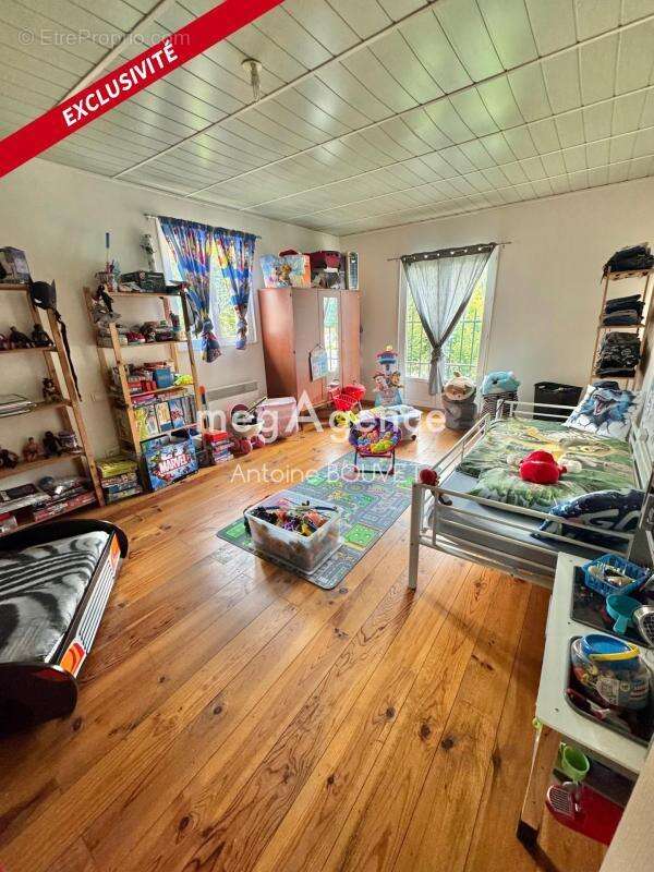 Maison à PAS-EN-ARTOIS