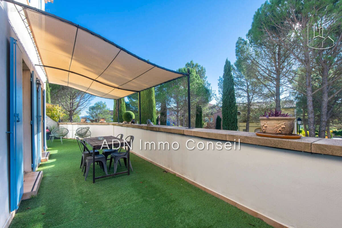 Appartement à MALLEMORT