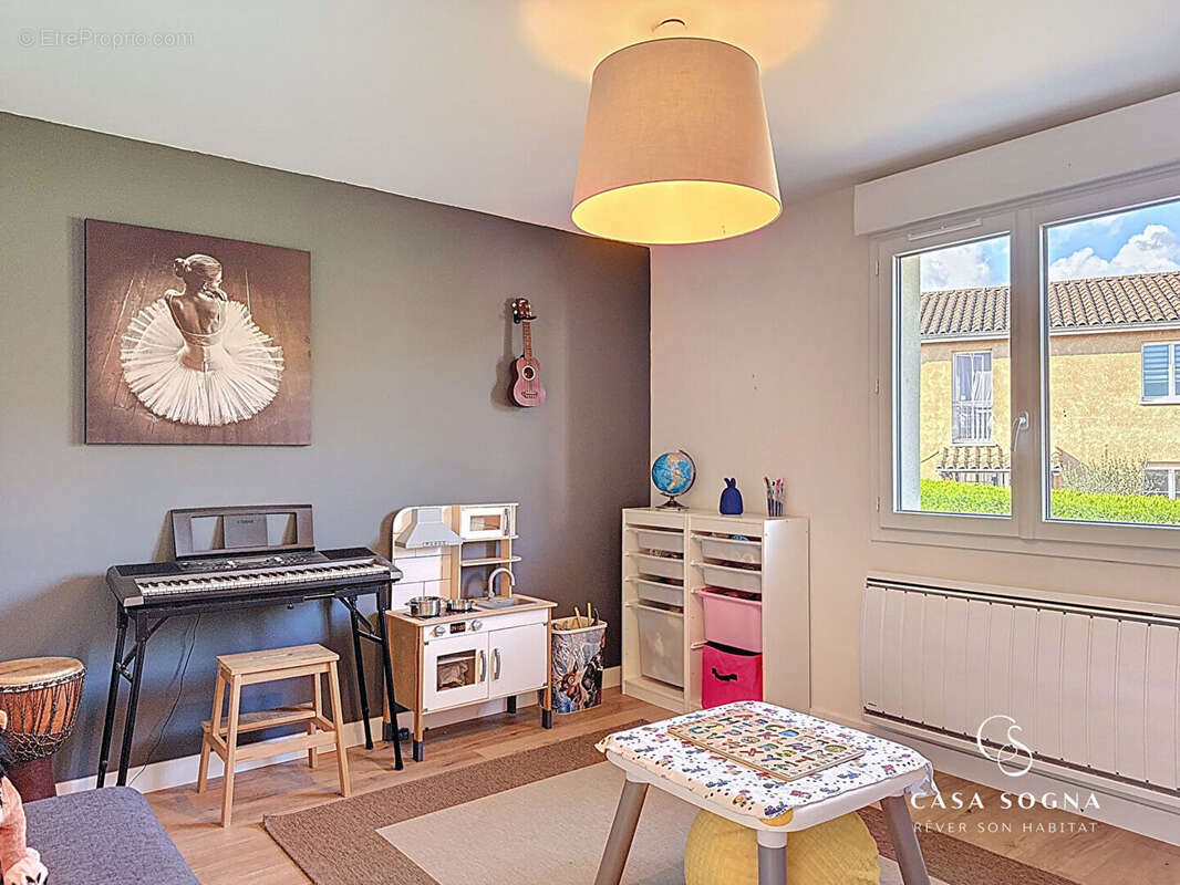 Maison à LE PERREON