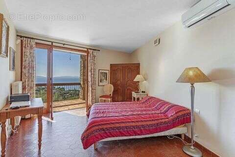 Maison à LE LAVANDOU