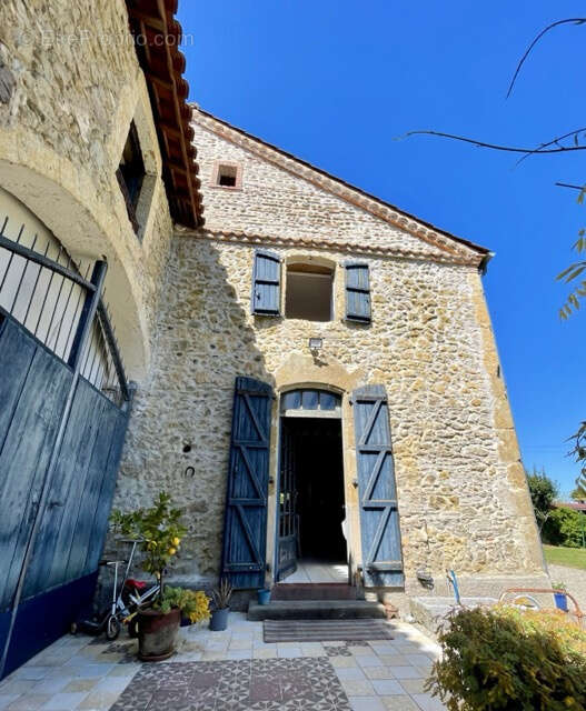 Grande maison de maître du 18ème avec dépendances - photo 20