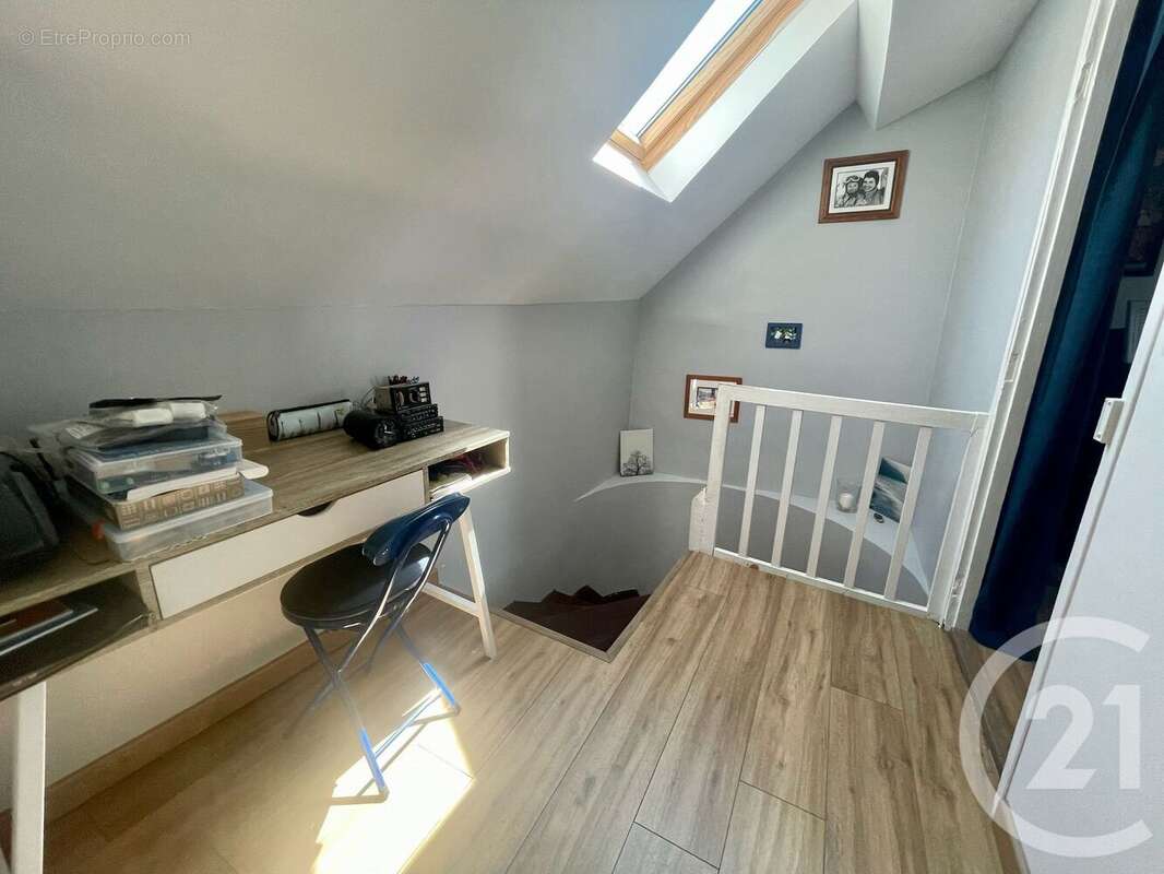 Maison à JUILLY