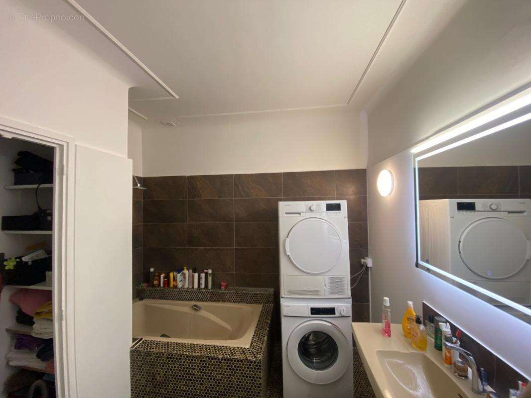 Appartement à CARCASSONNE