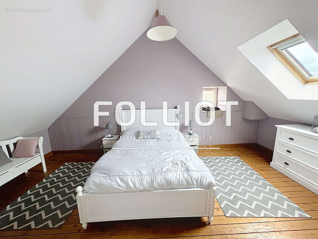 Maison à GOUVILLE-SUR-MER