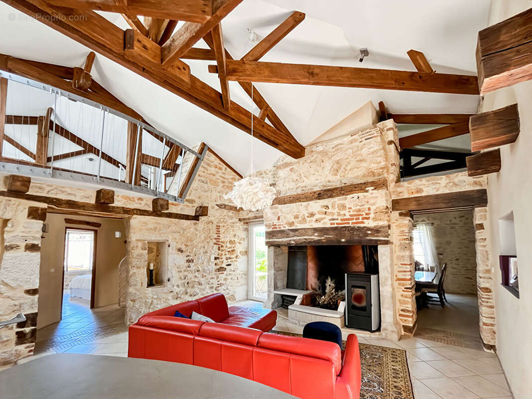 Maison à ALBAS