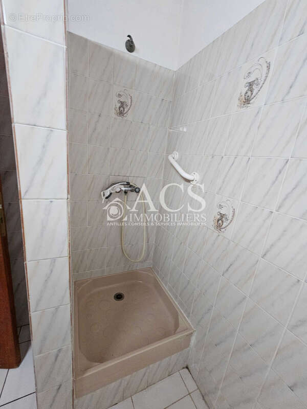 Appartement à SAINTE-LUCE