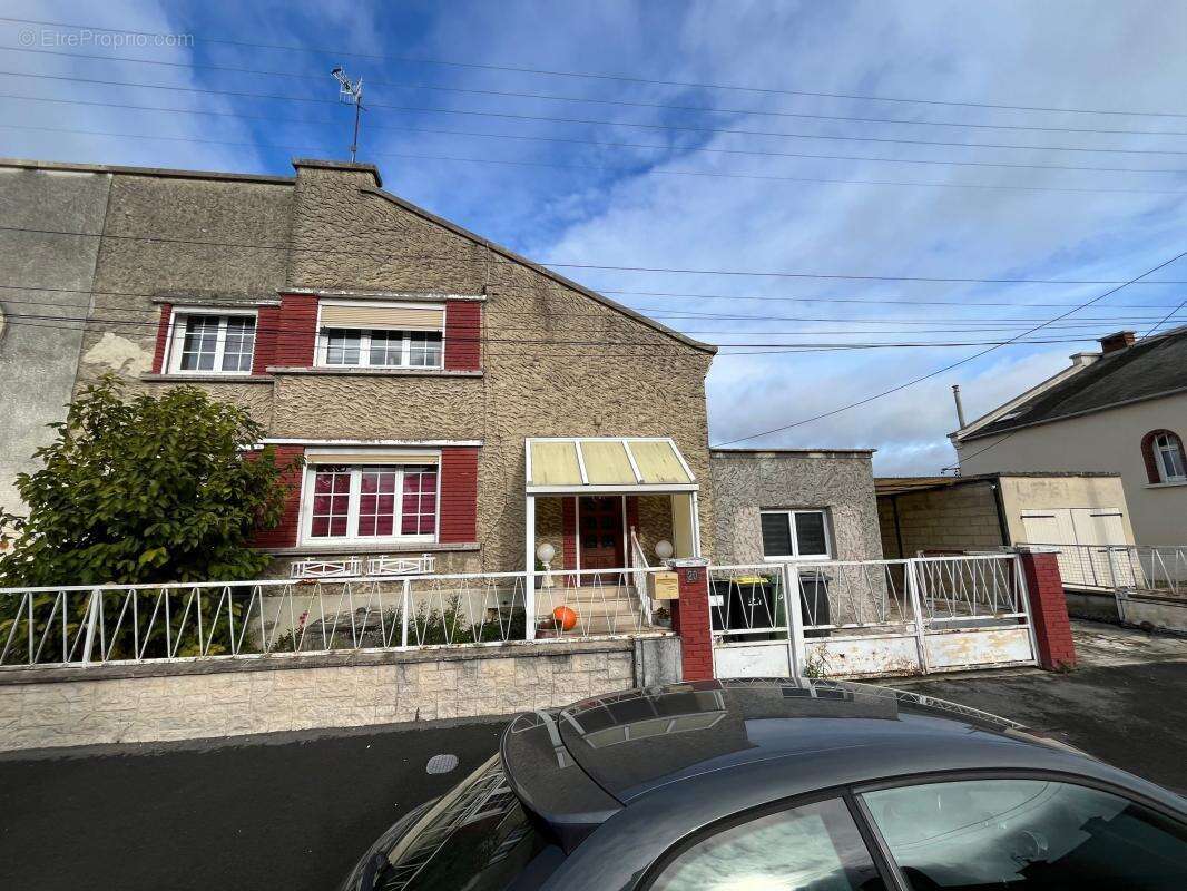 Maison à TERGNIER