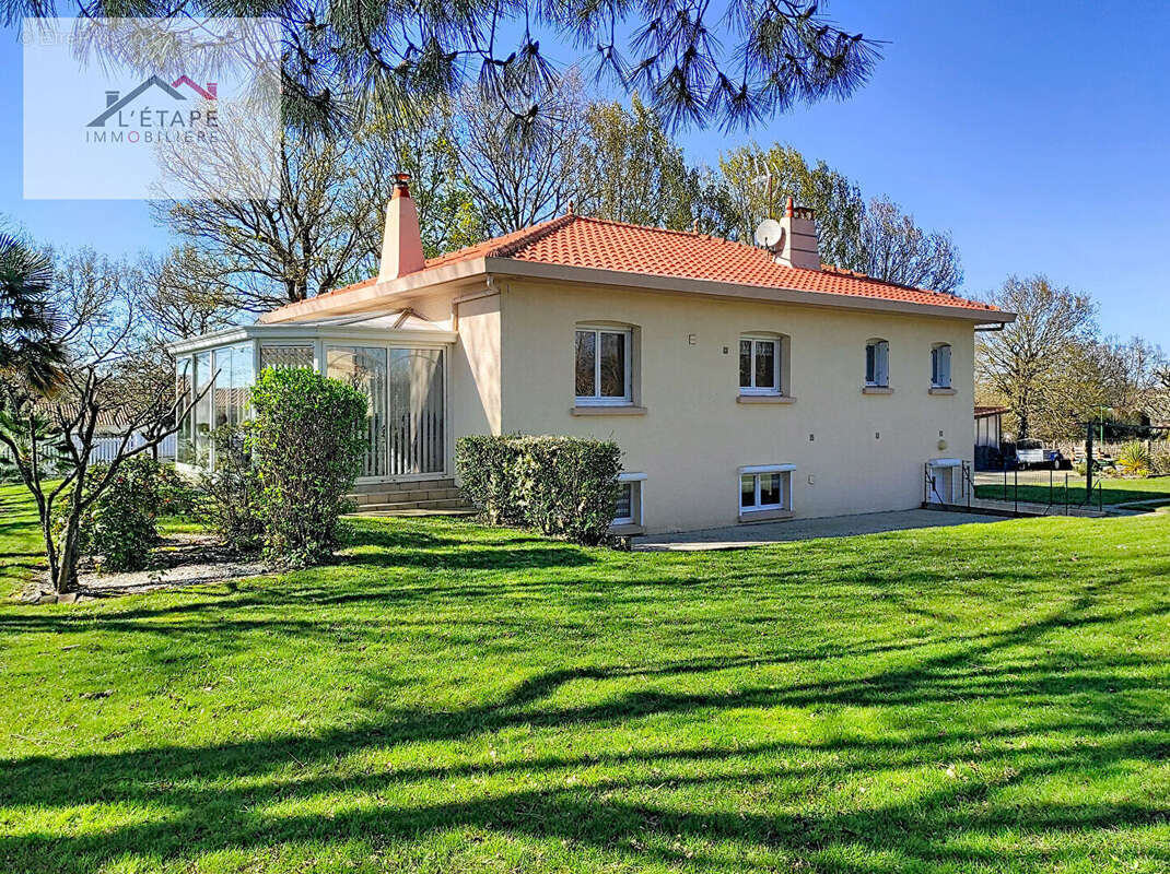 Maison à LA CHAPELLE-ACHARD