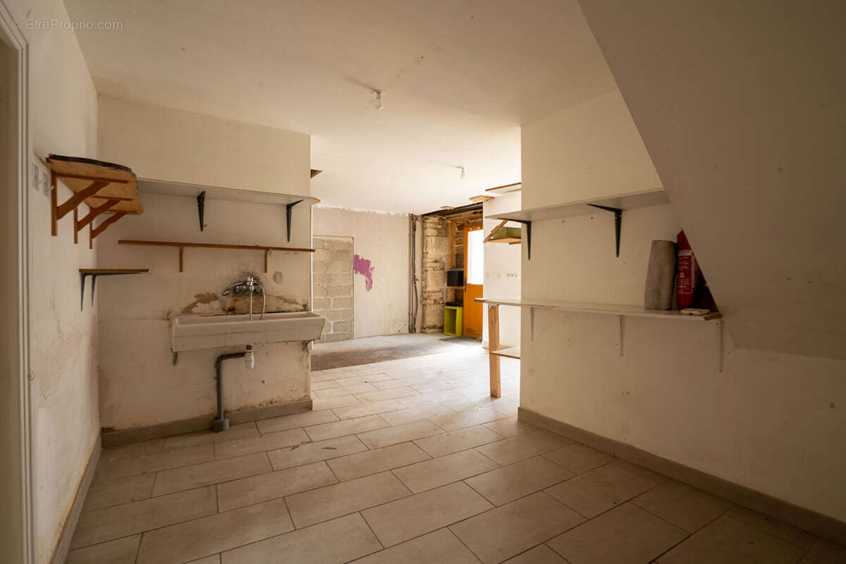 A vendre à Melgven - Local commercial 76m² - photo 13