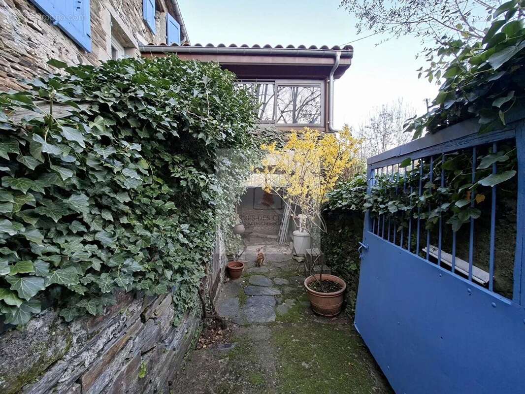 Maison à SAINTE-CECILE-D'ANDORGE