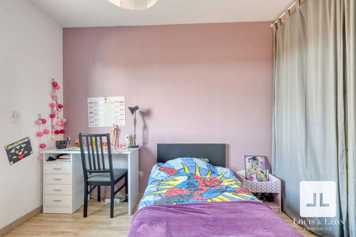 Maison à LACHASSAGNE