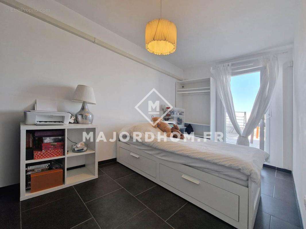 Appartement à MARSEILLE-9E