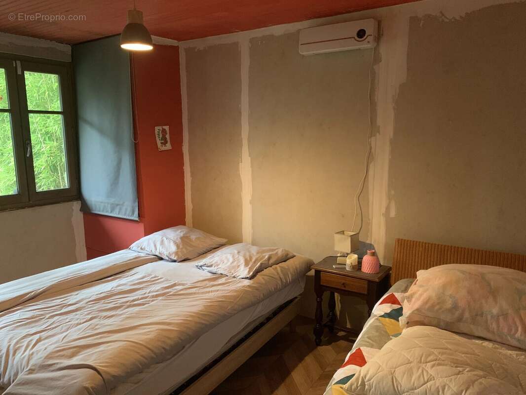 Maison de caractère avec vaste dépendance, 4 chambres et un potentiel exceptionnel - photo 12