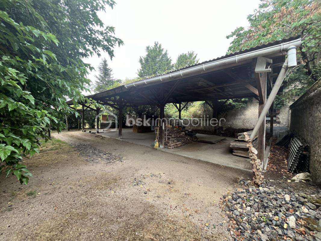 Rare sur le marché : Pavillon de plain-pied sur sous-sol complet avec balcon et vue imprenable sur la Loire - photo 25