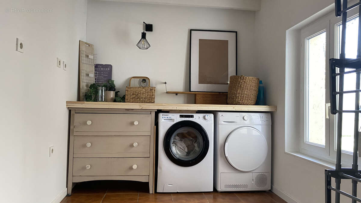 Maison à LALANDE-DE-POMEROL