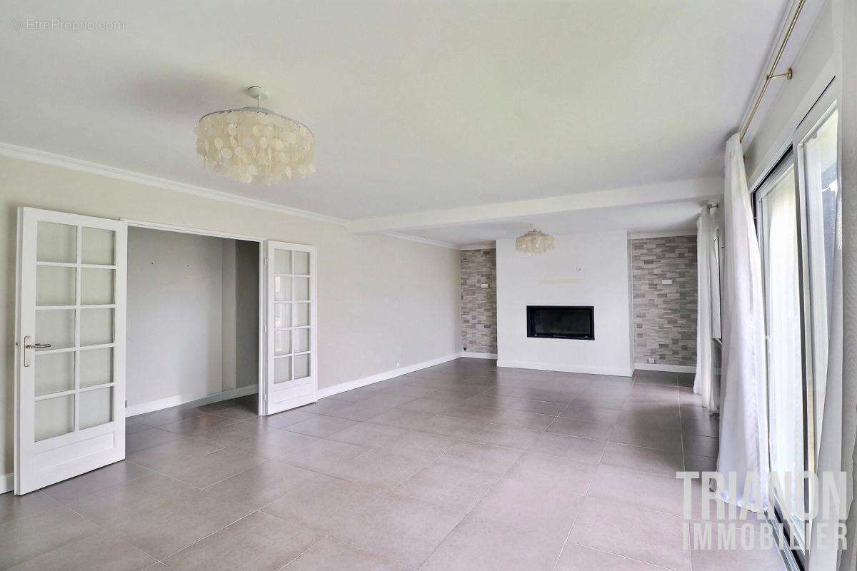 Maison à MONTIGNY-LES-CORMEILLES