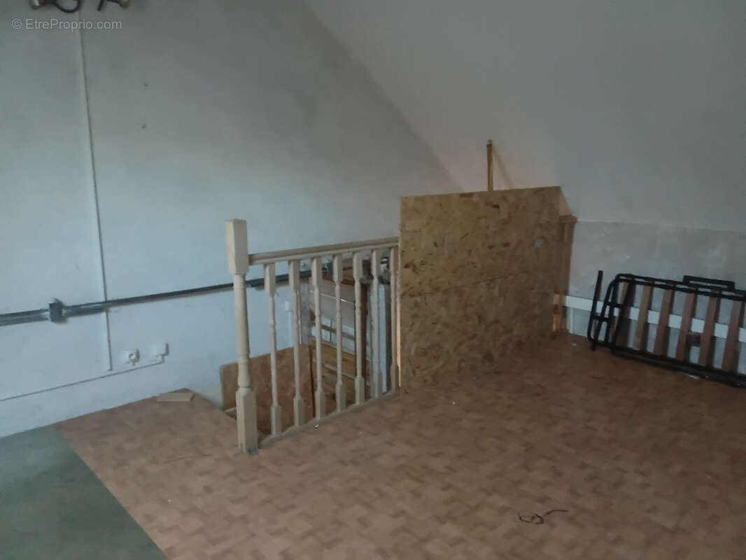 Maison à COUY