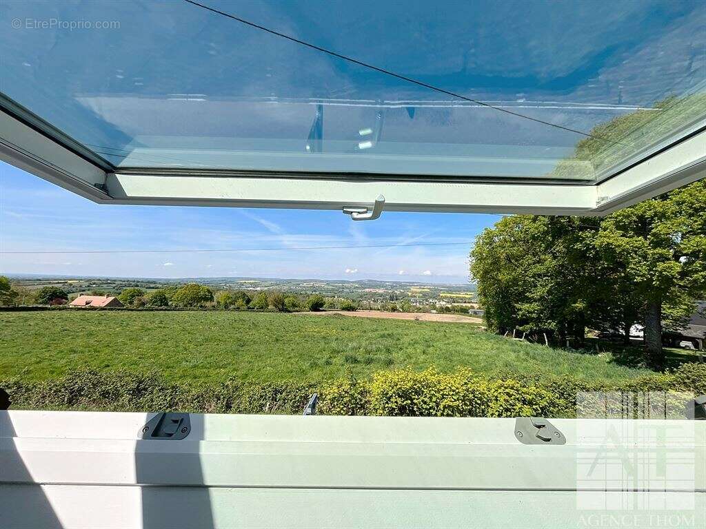 Maison à TORCE-VIVIERS-EN-CHARNIE