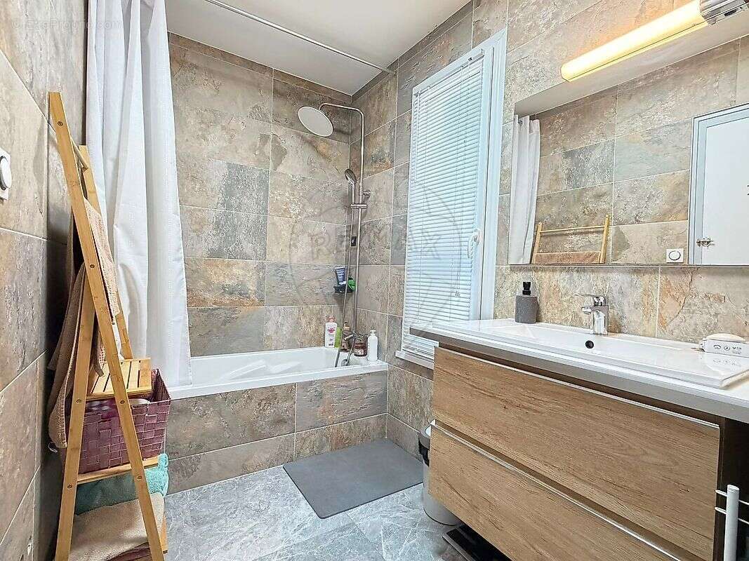 Appartement à CLUSES