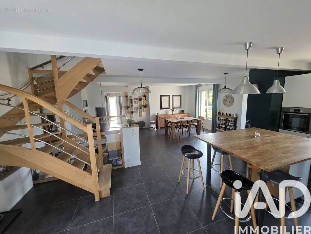 Photo 1 - Maison à MINIAC-MORVAN