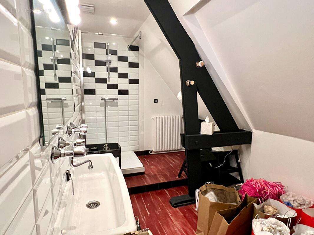 Maison à MONDOUBLEAU