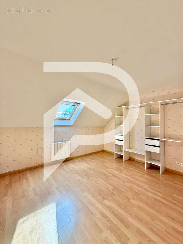 Appartement à CHANTEAU