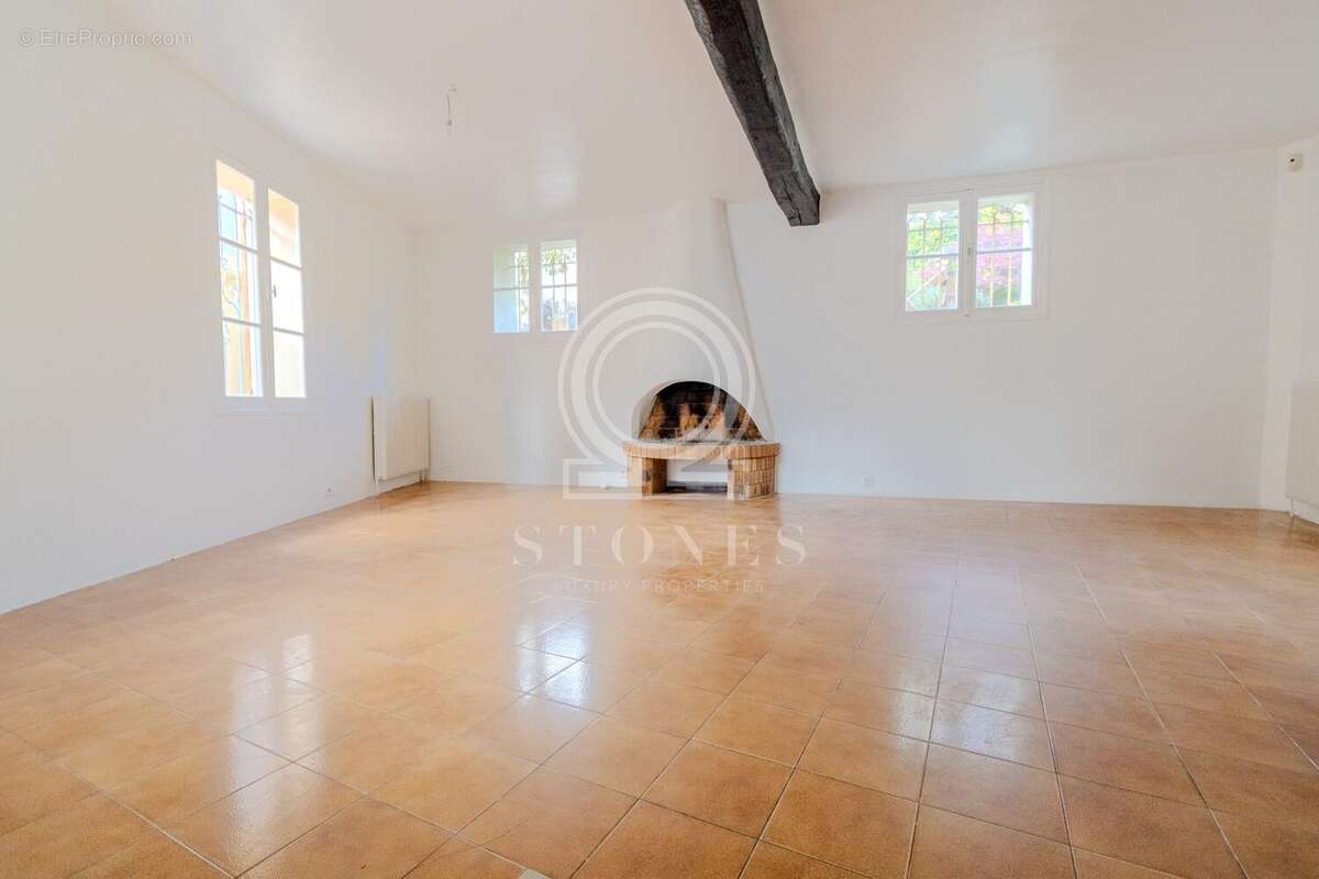 Maison à MARLY-LE-ROI