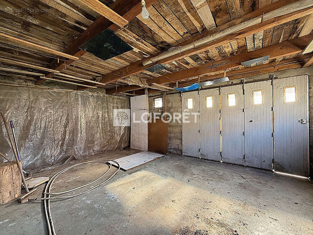 Maison à SAINT-MENGE