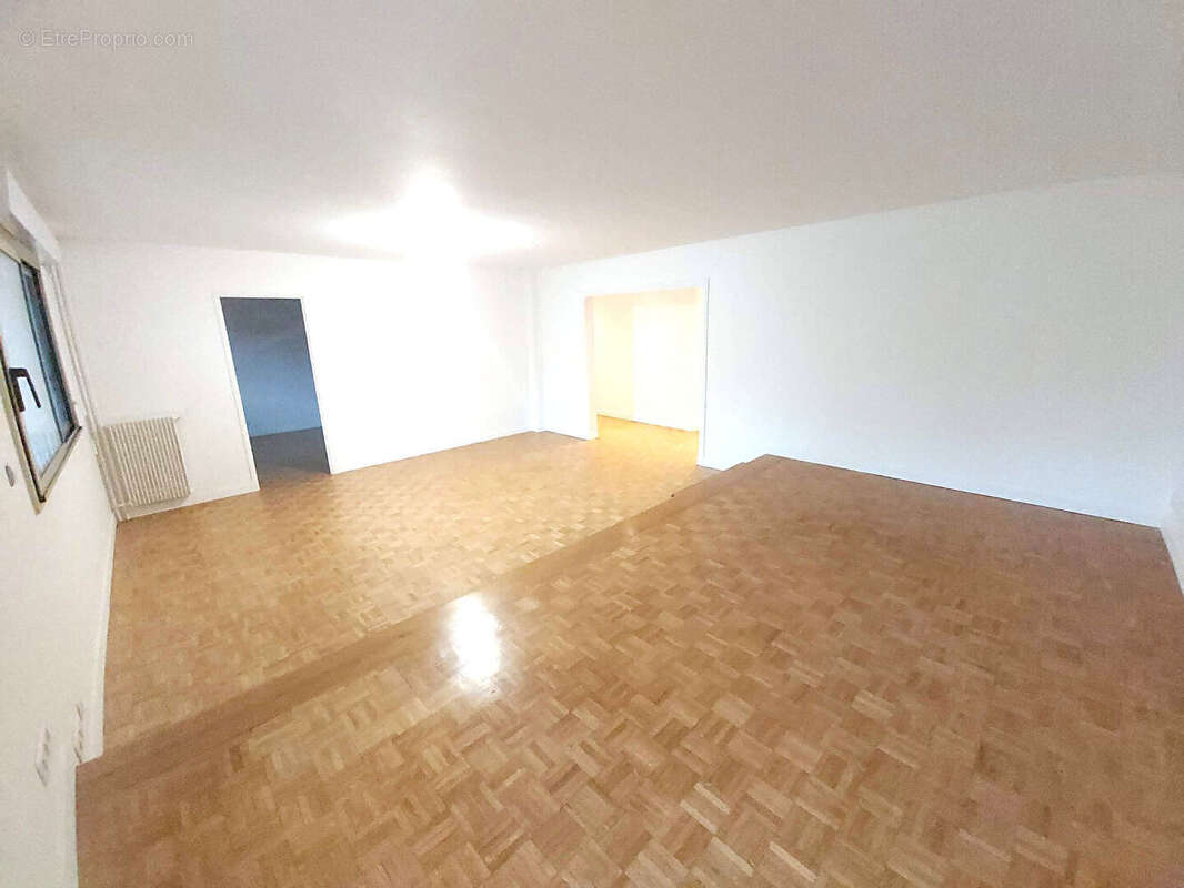 Appartement Le Raincy 4 pièce(s) 80 m2 - photo 5