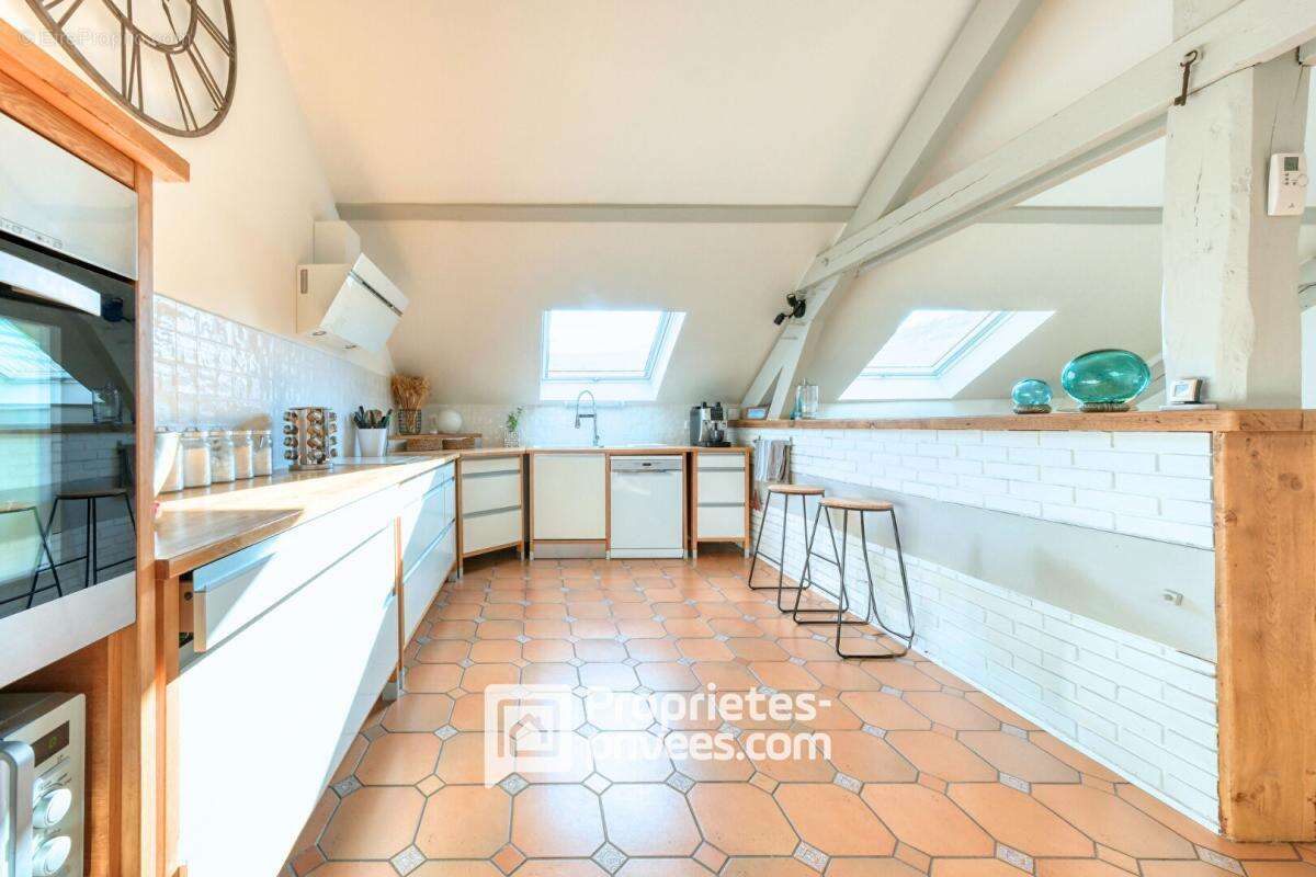Maison à LIMOURS