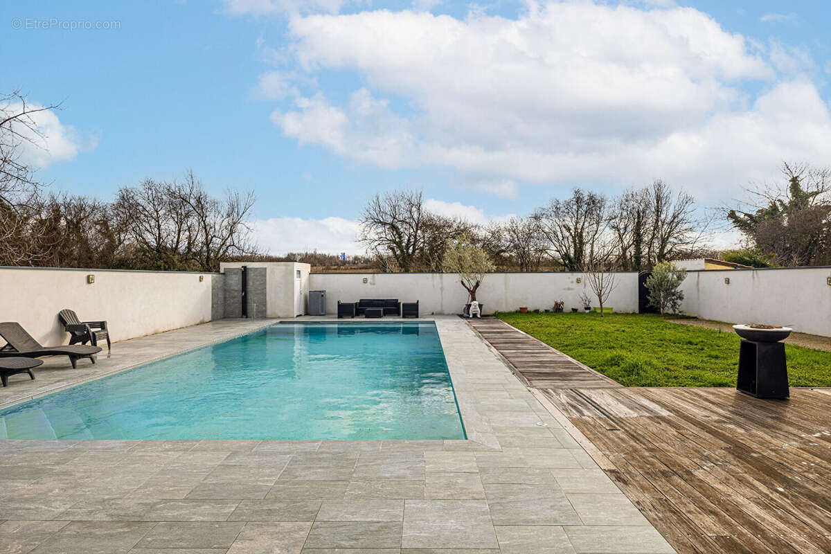 Maison à SAINT-PRIEST