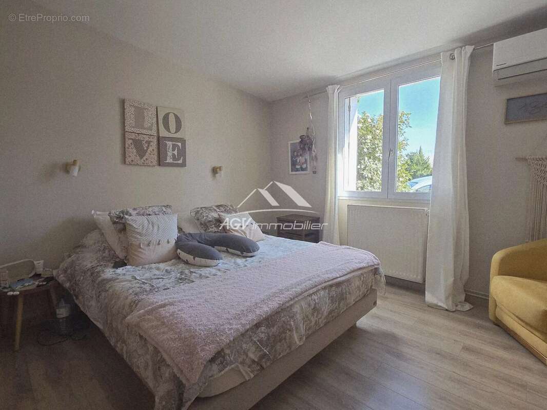 Maison à SAINT-PRIVAT-DES-VIEUX