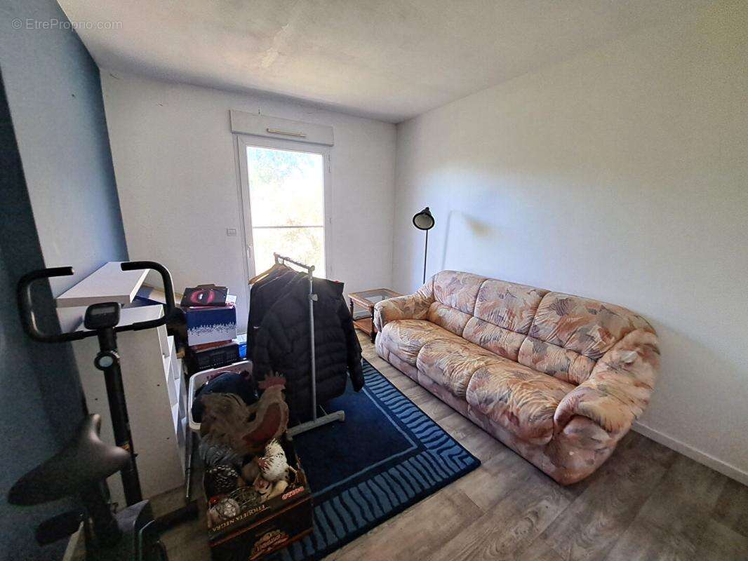 Maison à SAINT-YRIEIX-SUR-CHARENTE