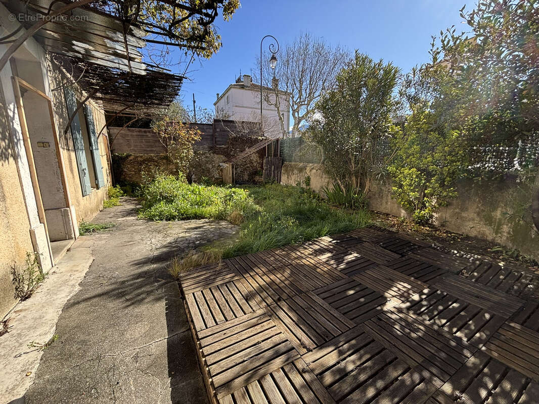 Maison à MALAUCENE