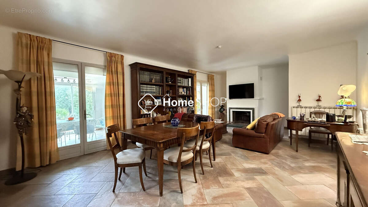 Maison à BOUC-BEL-AIR