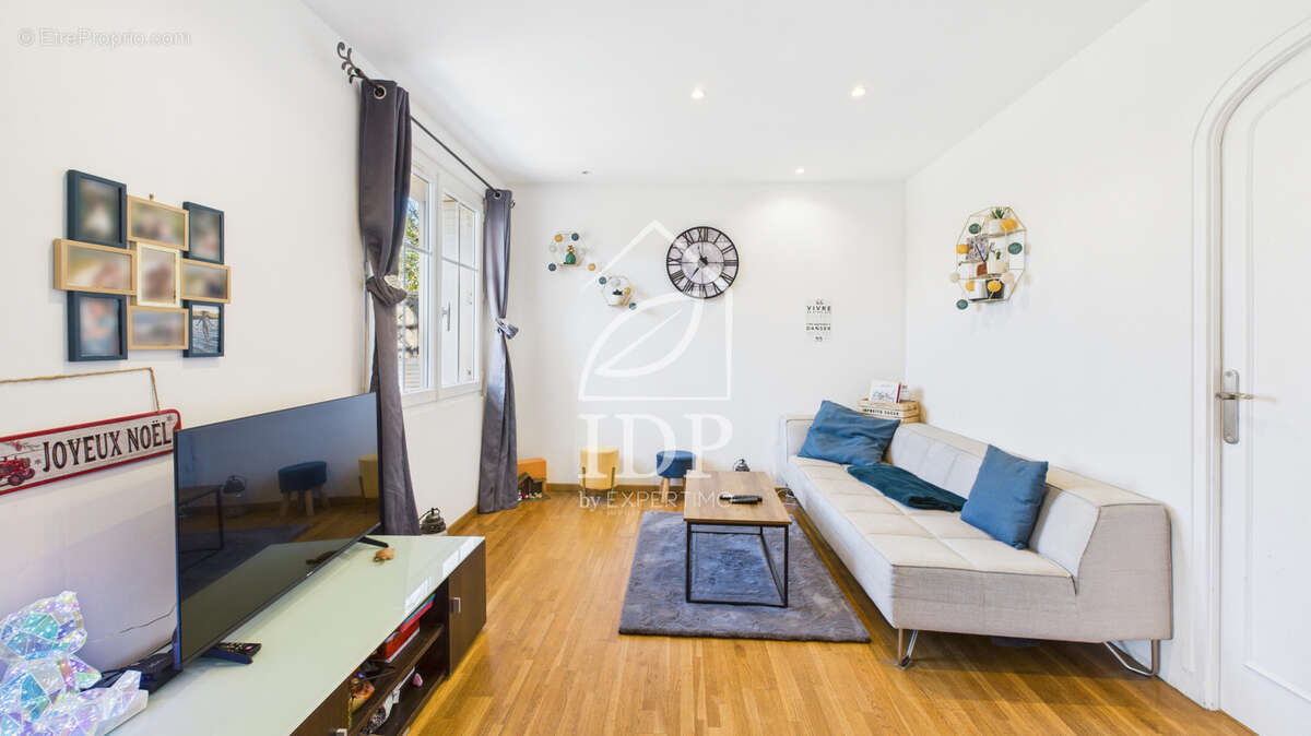 Appartement à SOISY-SUR-SEINE