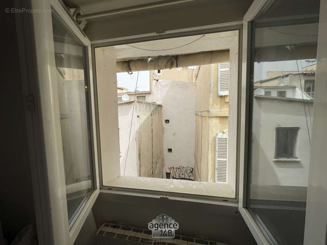 Appartement à MARSEILLE-2E