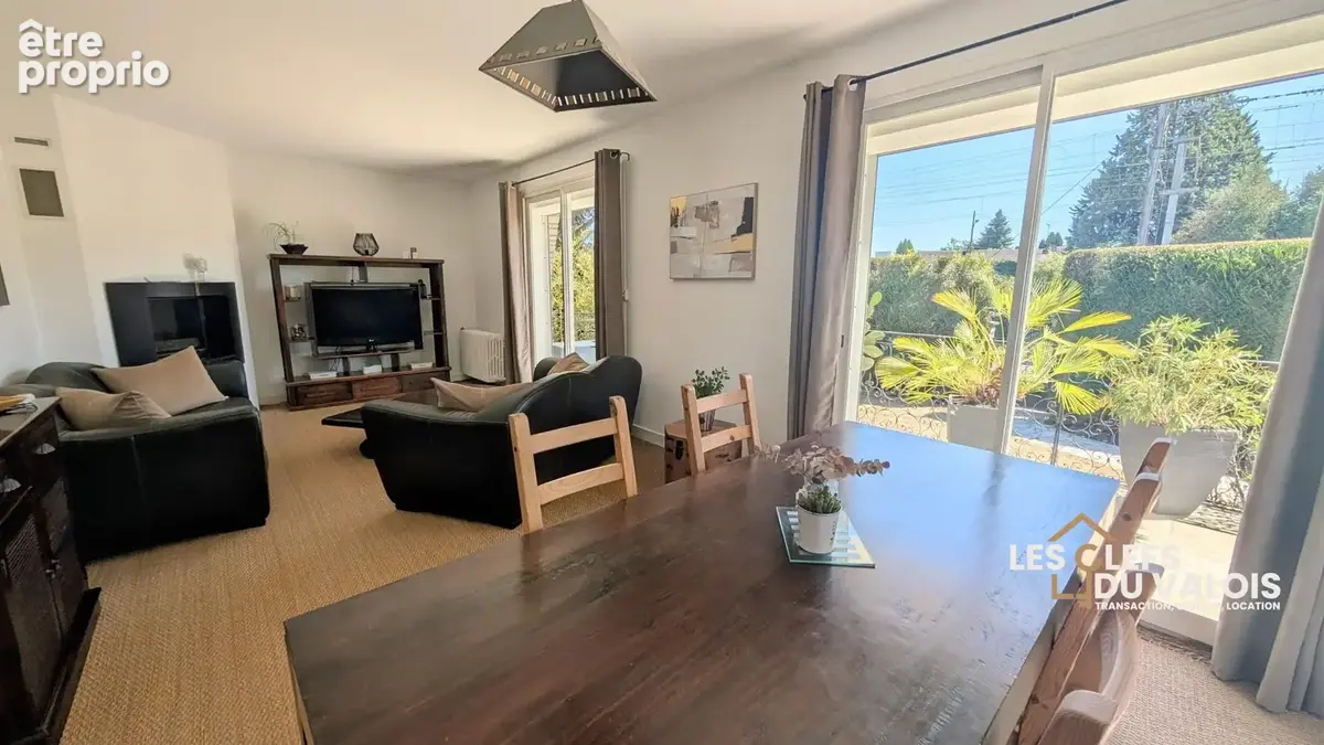 Maison 96 m² à Crepy-En-Valois  - photo 3