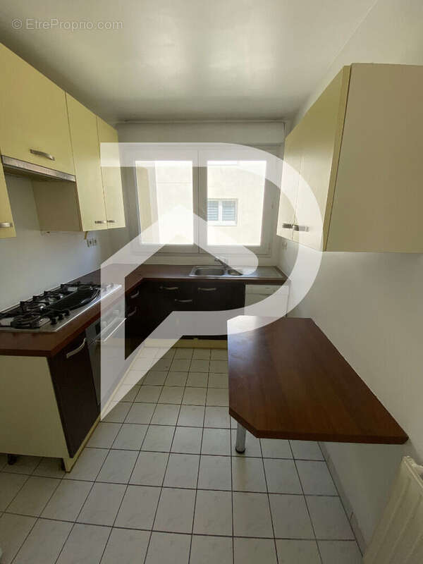 Appartement à COLOMBES