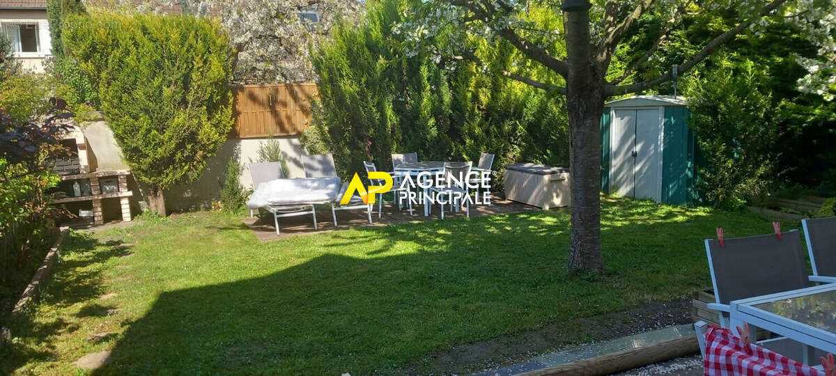 Appartement à SARTROUVILLE