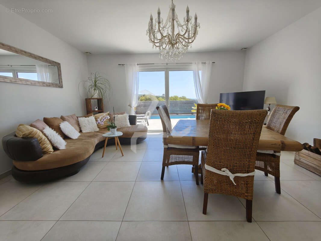 Maison à PORTO-VECCHIO