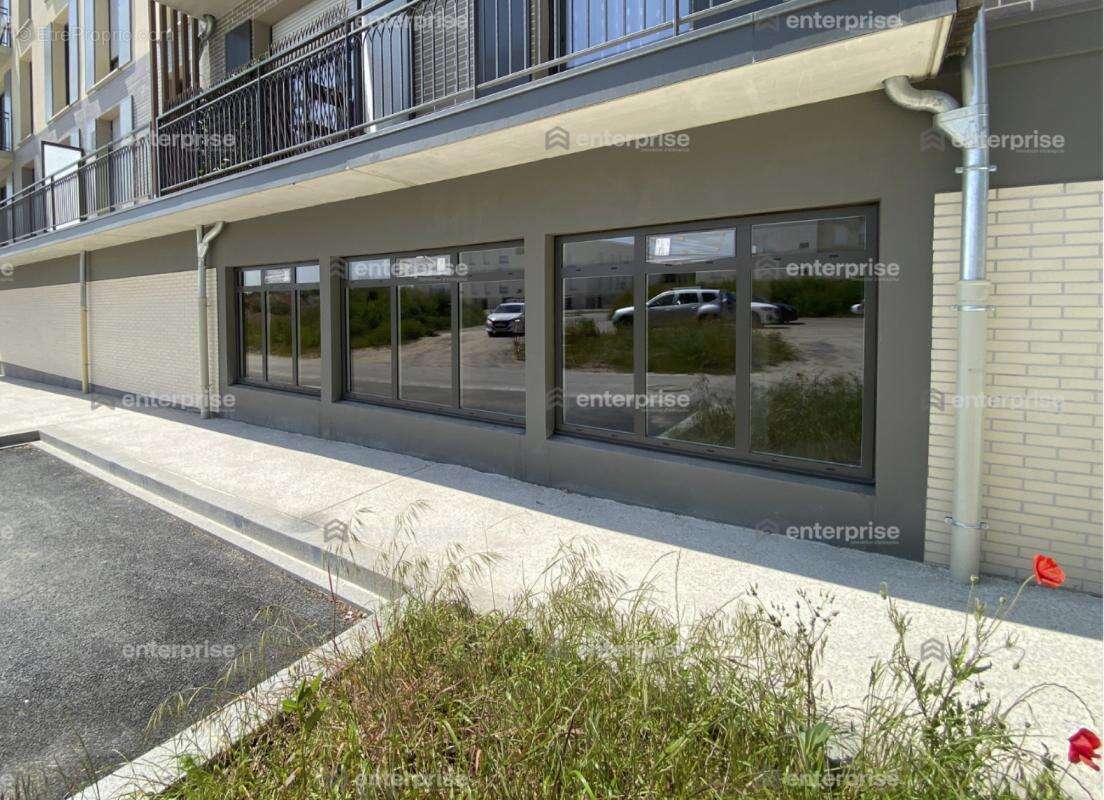 À vendre - local commercial - compiègne - photo 2