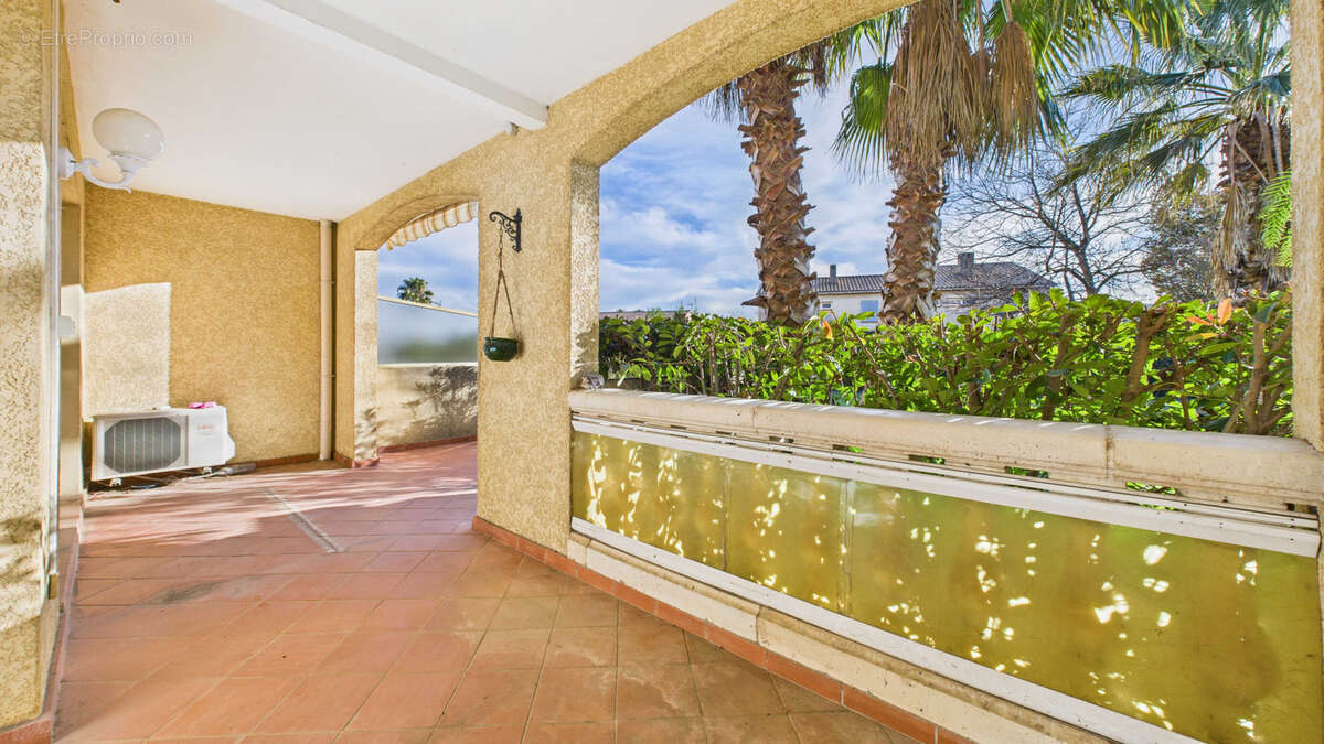 Appartement à HYERES