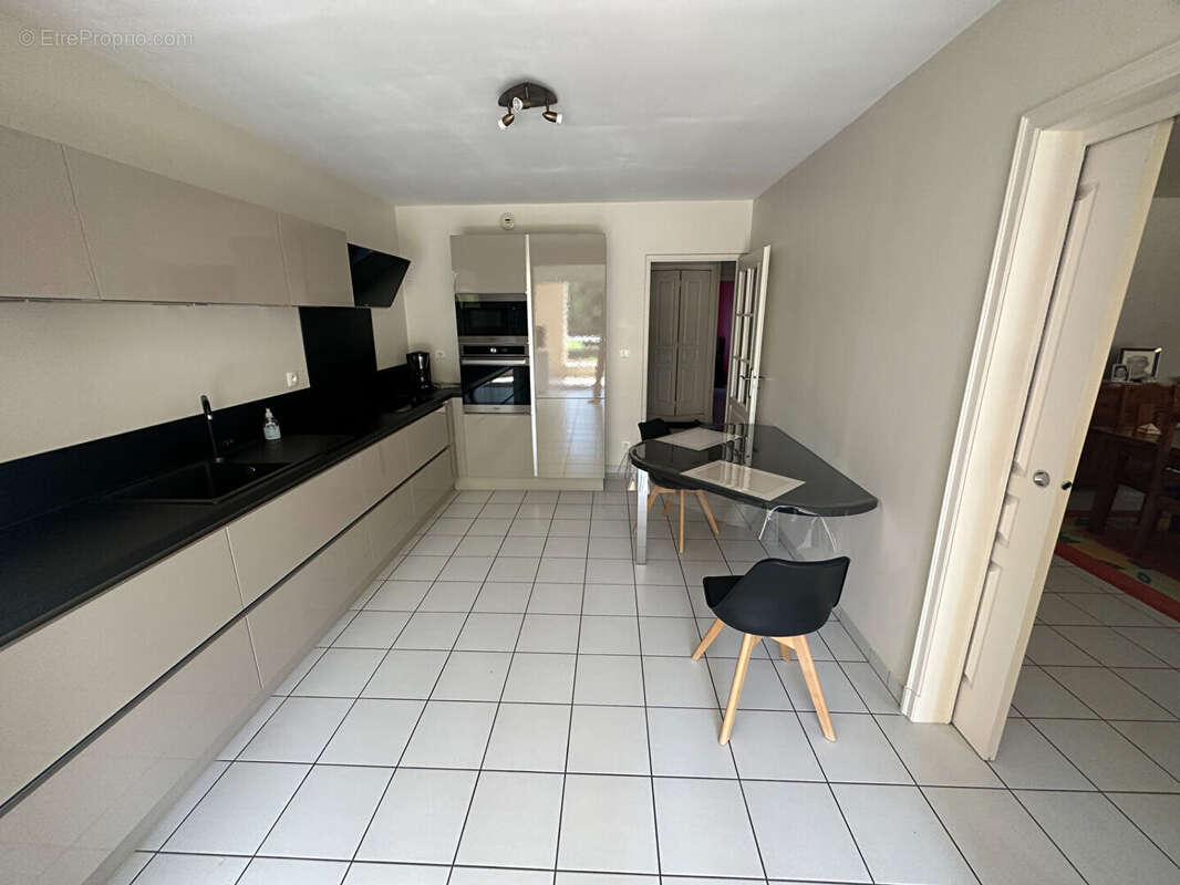 Appartement à COSNES-ET-ROMAIN
