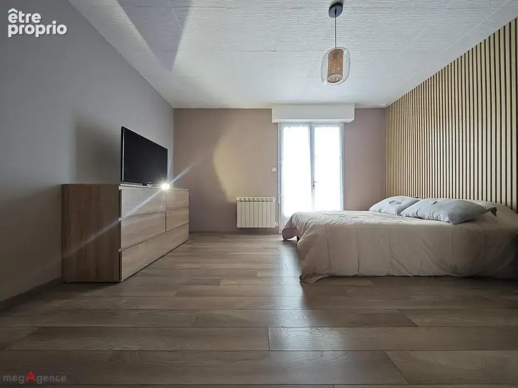 Maison 138 m² centre bourg - photo 9