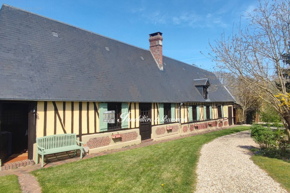 Maison à LE NEUBOURG