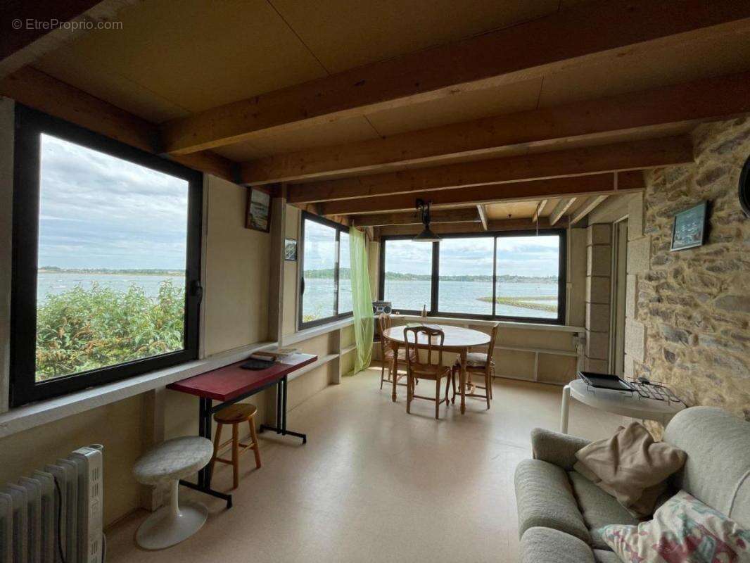 Maison à PLOUER-SUR-RANCE