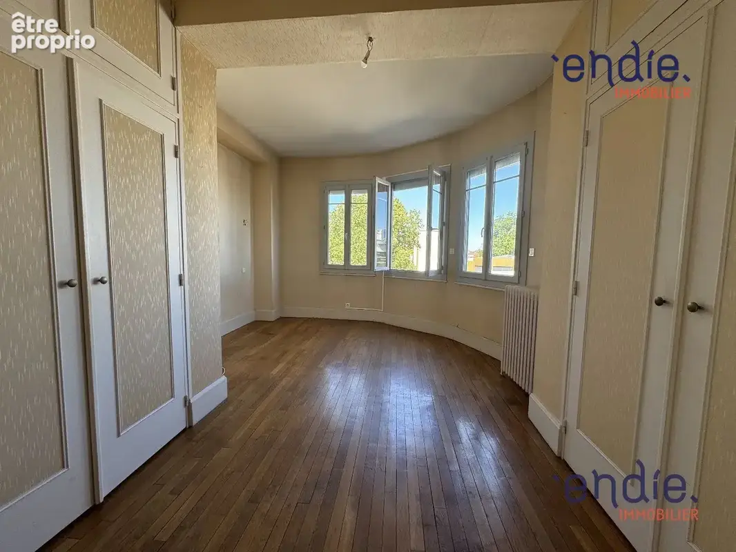 Appartement 4 pièces 137 m² à vendre à Moulins (03000) - photo 6