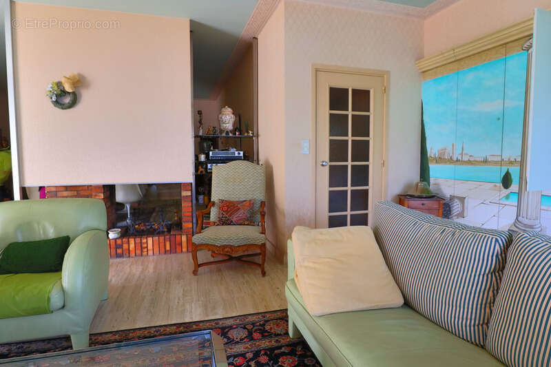 Maison à SAINT-BARTHELEMY-DE-VALS